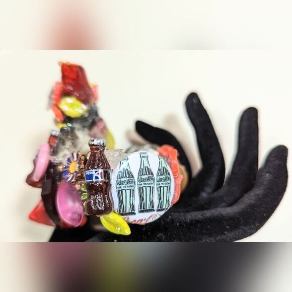 Wendy Gell Wristy Betty Boop with Red Bird whispering, Coca Cola, Swarovski, Pop - Picture 4 of 4